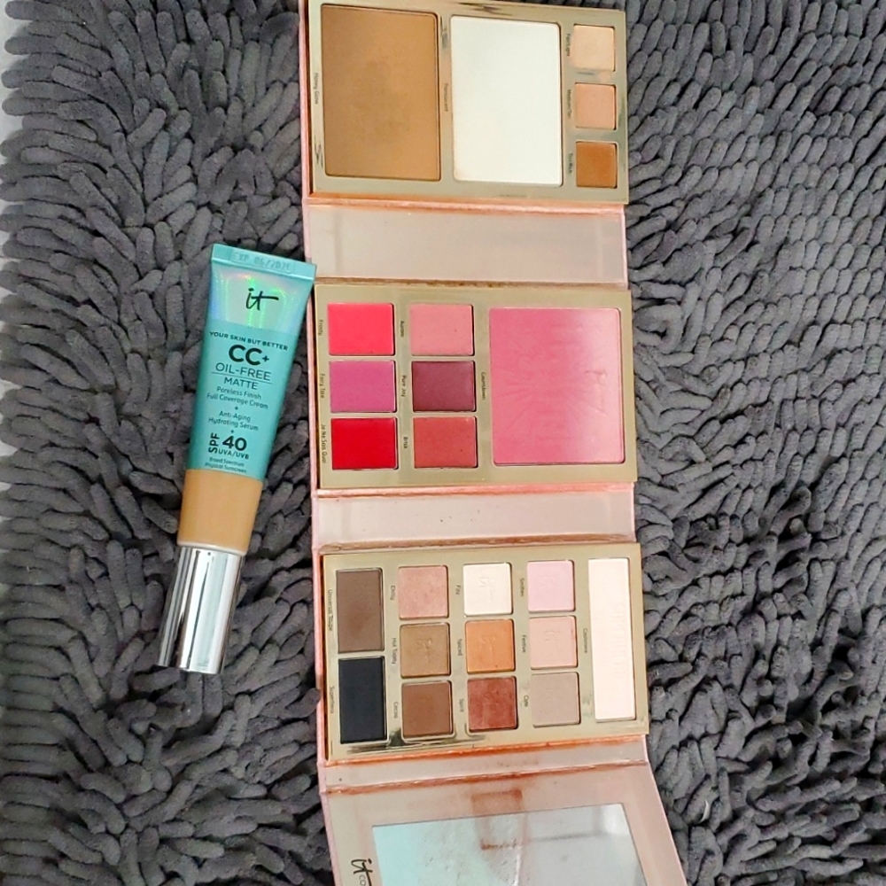 IT cosmetic makeup